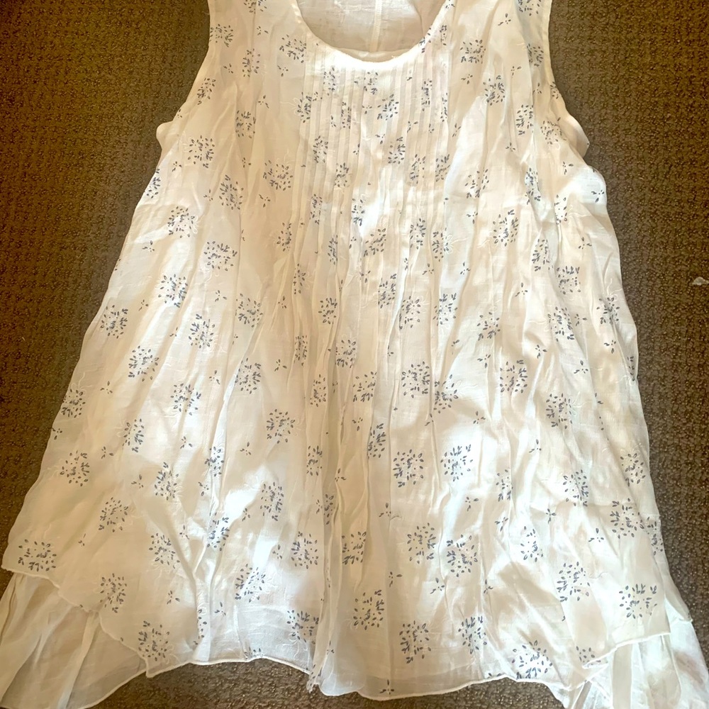 Pretty North Style Top